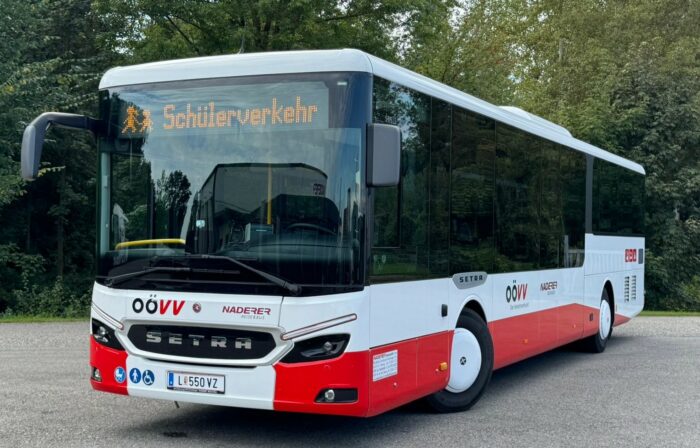 Setra S 515 outside